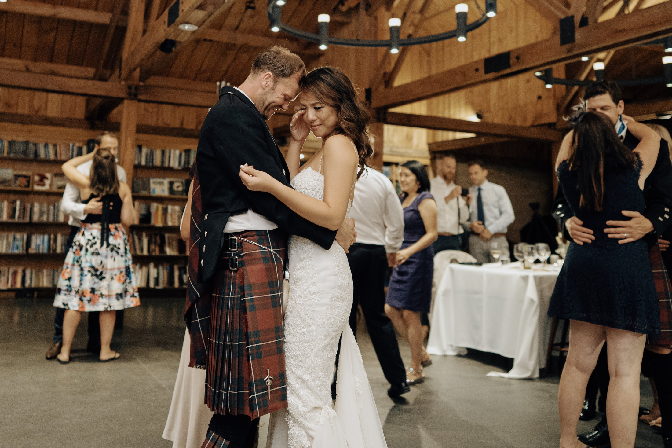 Cara Allan Wedding desktop 33