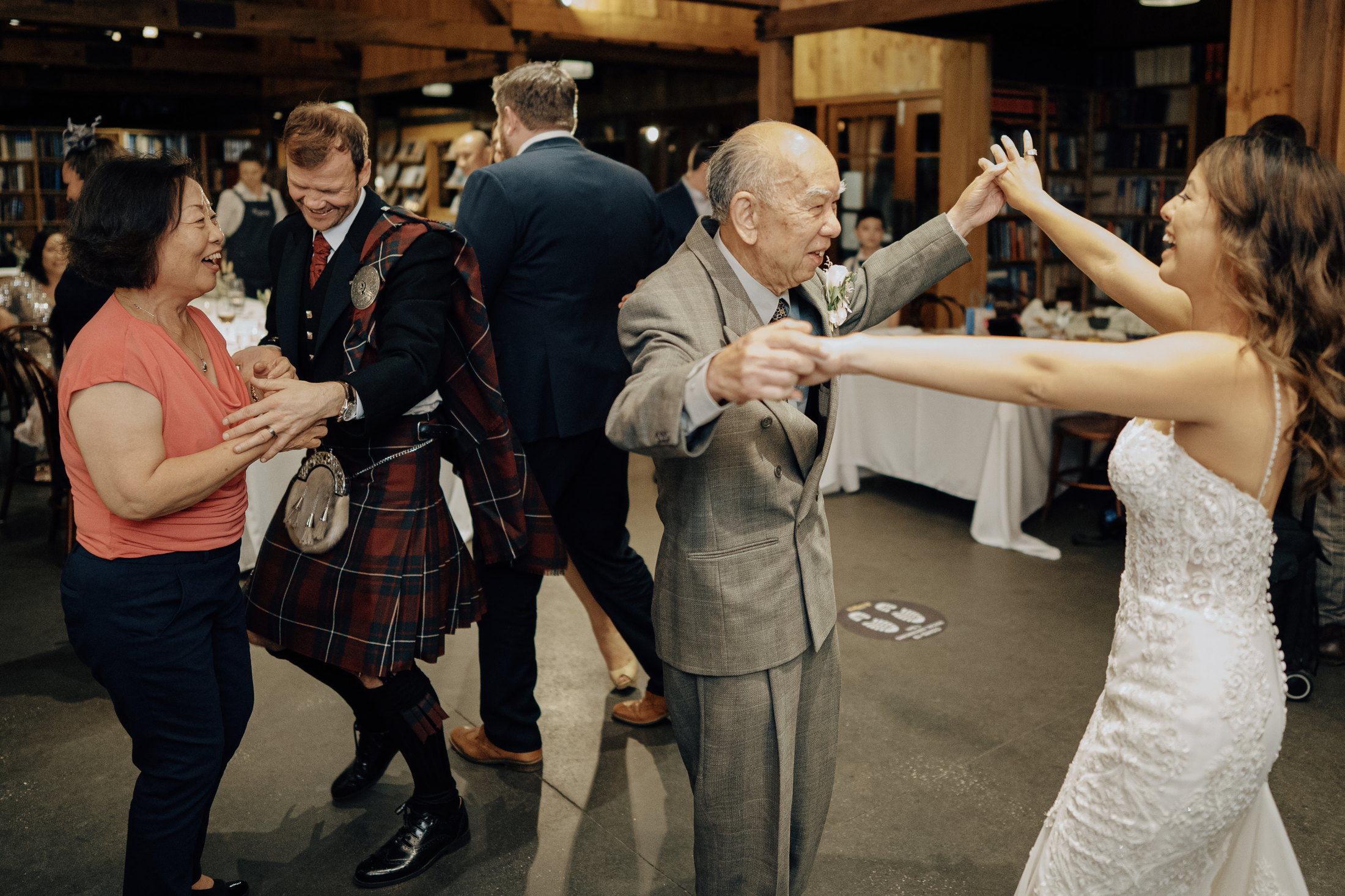 Cara Allan Wedding desktop 34