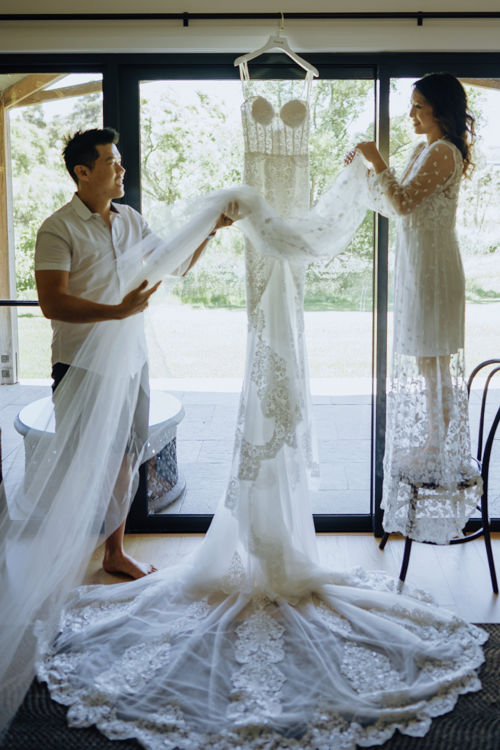 Cara Allan Wedding mobile 6