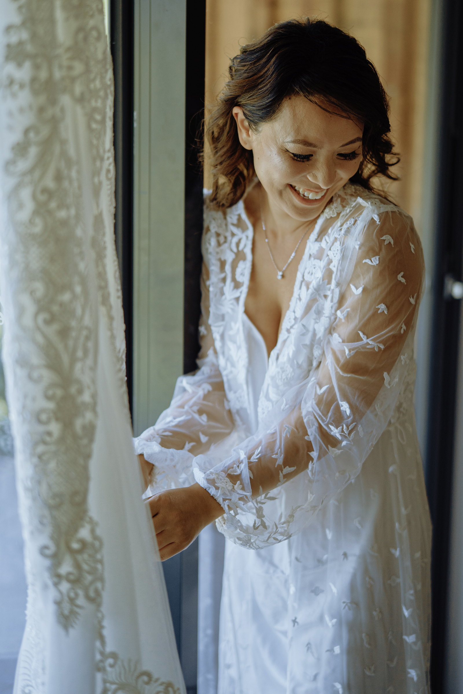 Cara Allan Wedding mobile 8