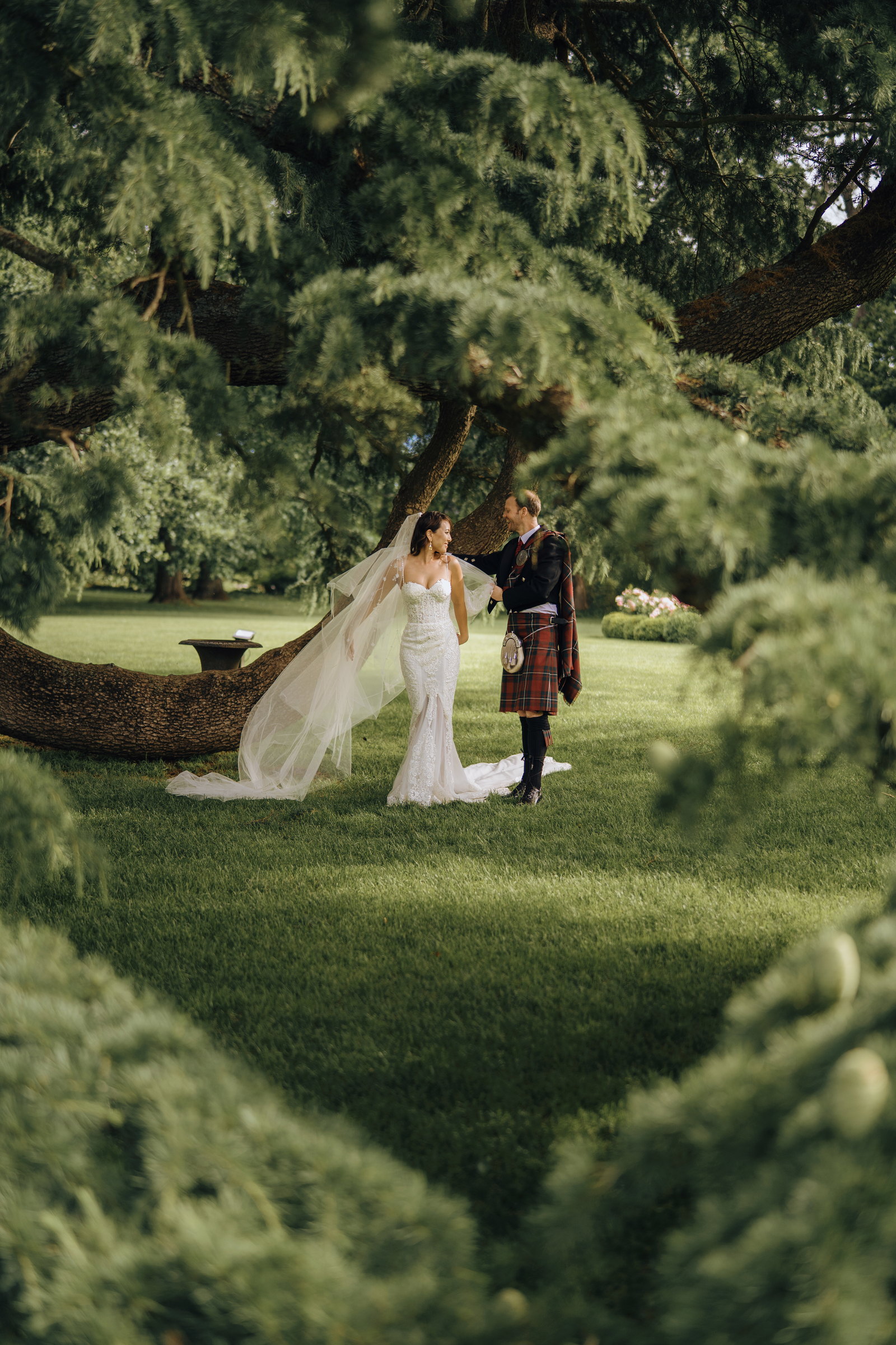 Cara Allan Wedding mobile 35