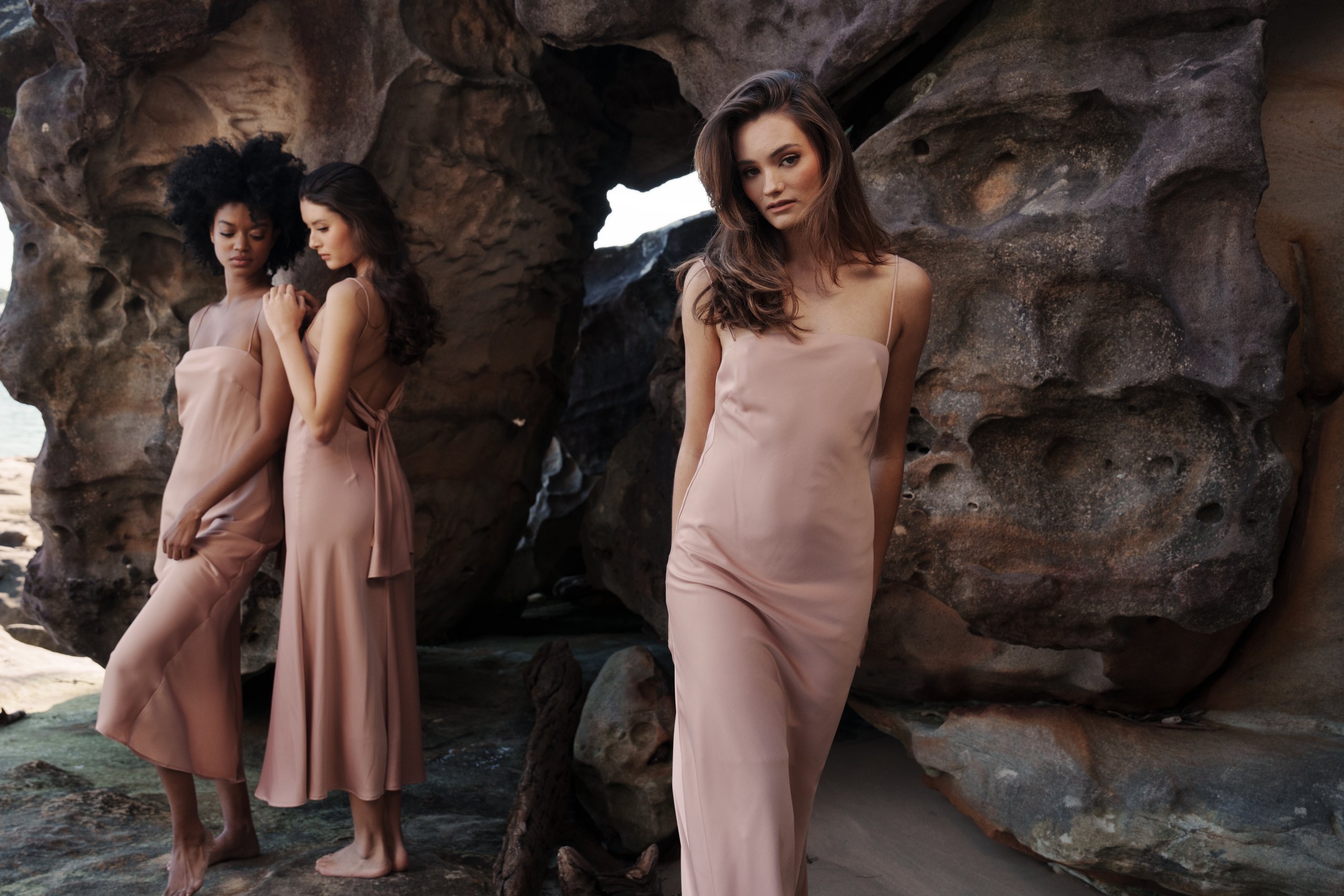 Pasduchas Bridesmaid fashion campaign desktop 8